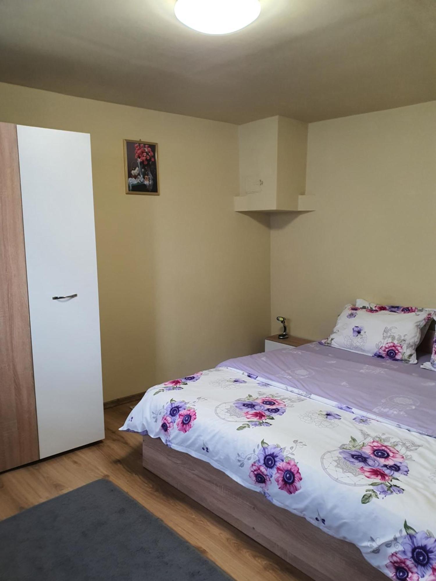 Appartamento Carissa House Braşov Esterno foto